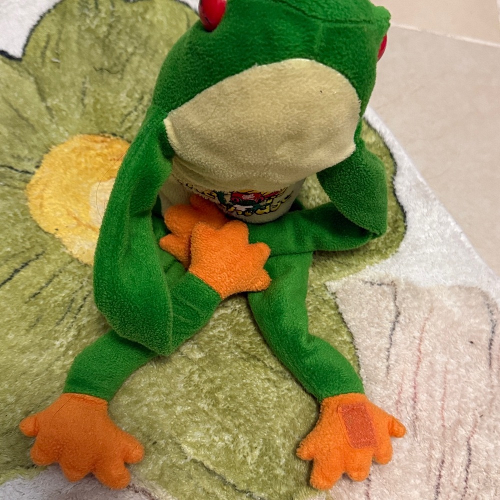 The Treehouse Club > Orange and Green Big Boy Frog.